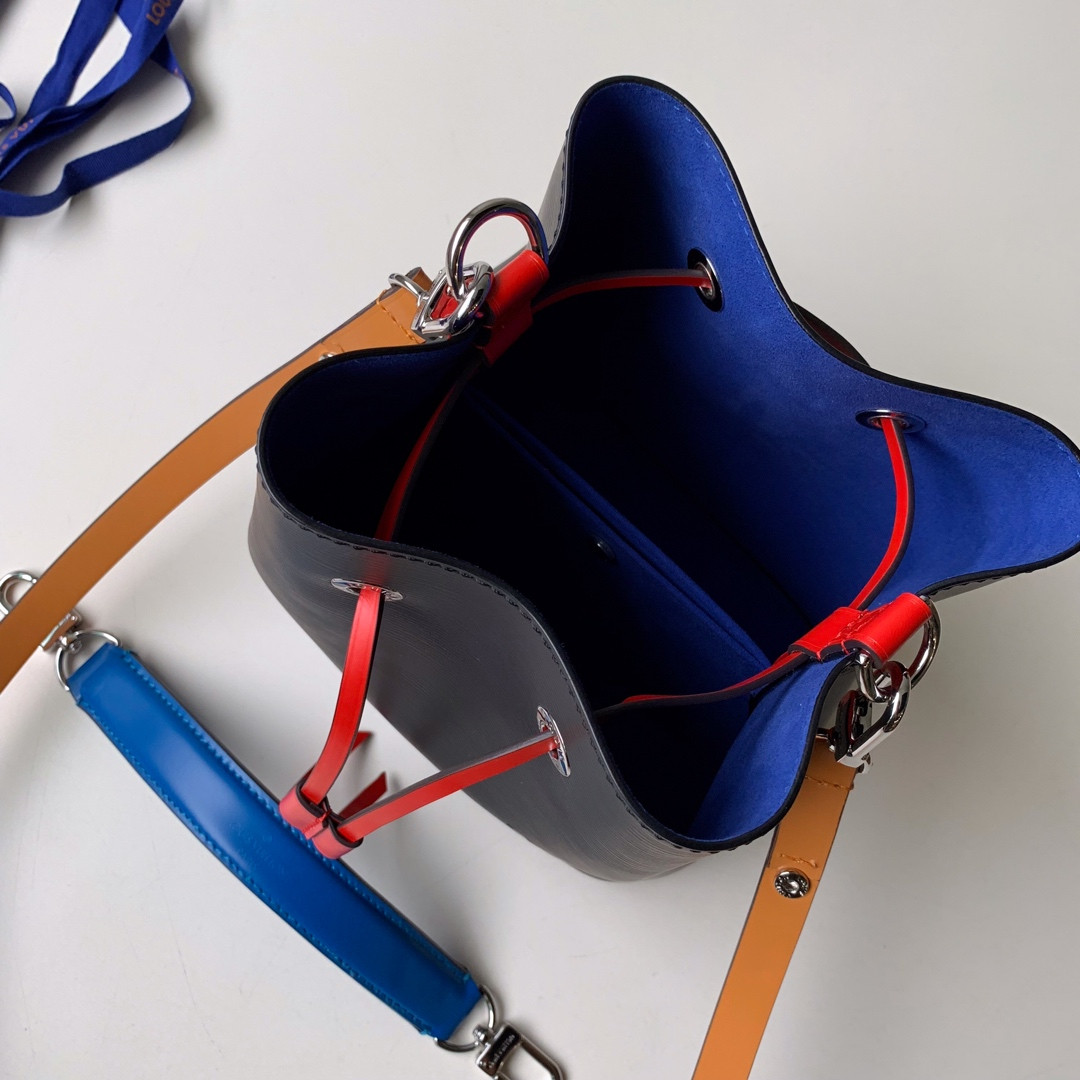 L0vis Vvtt0n Néonoé Bag