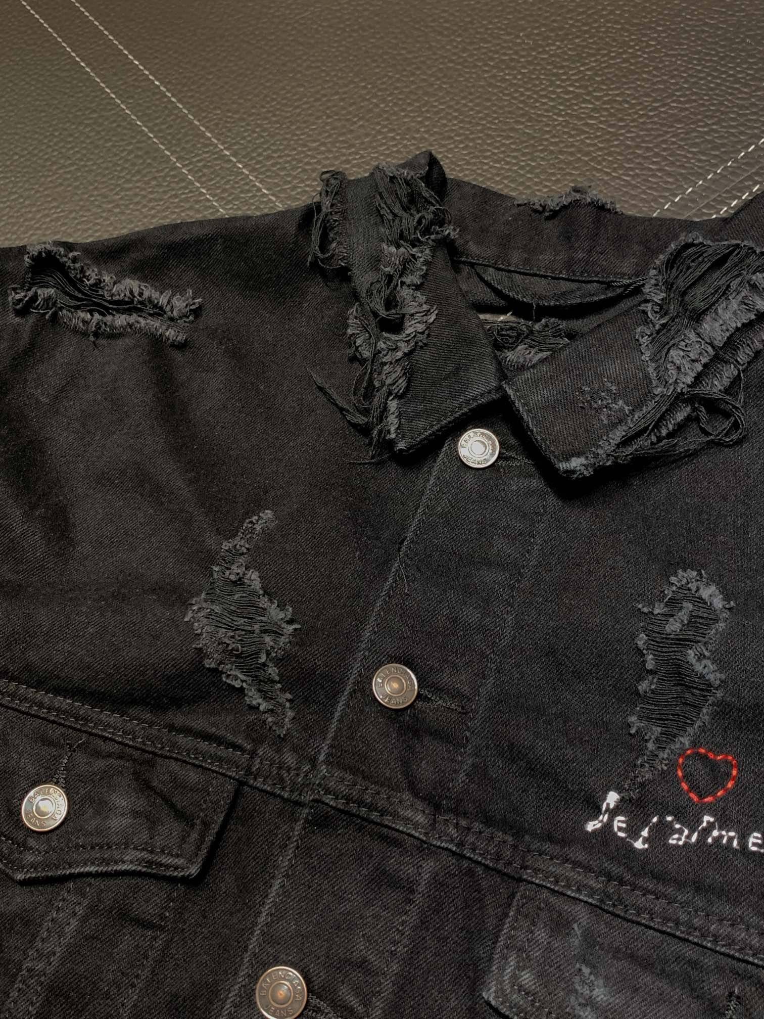 Ba1en*iaga  ripped denim jacket