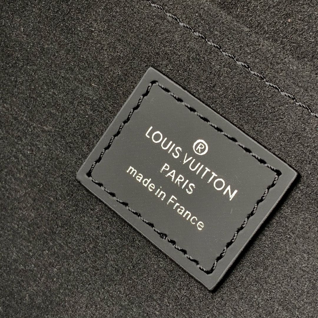 L0vis Vvtt0n Pochette Jour Bag