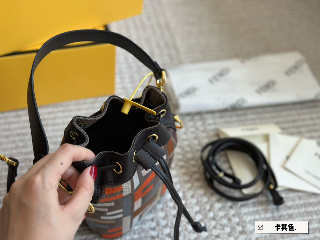 F**di Mon Tresor Small Bucket Bag Size: 14*22cm