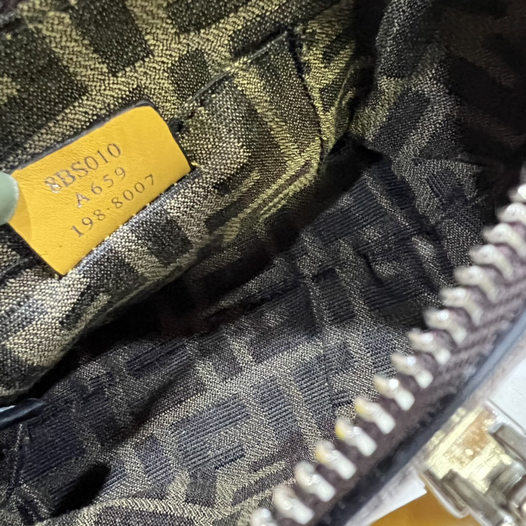 F**di Mini ByThe Way Mini Bag Model: 6013 Size 17x18x8cm