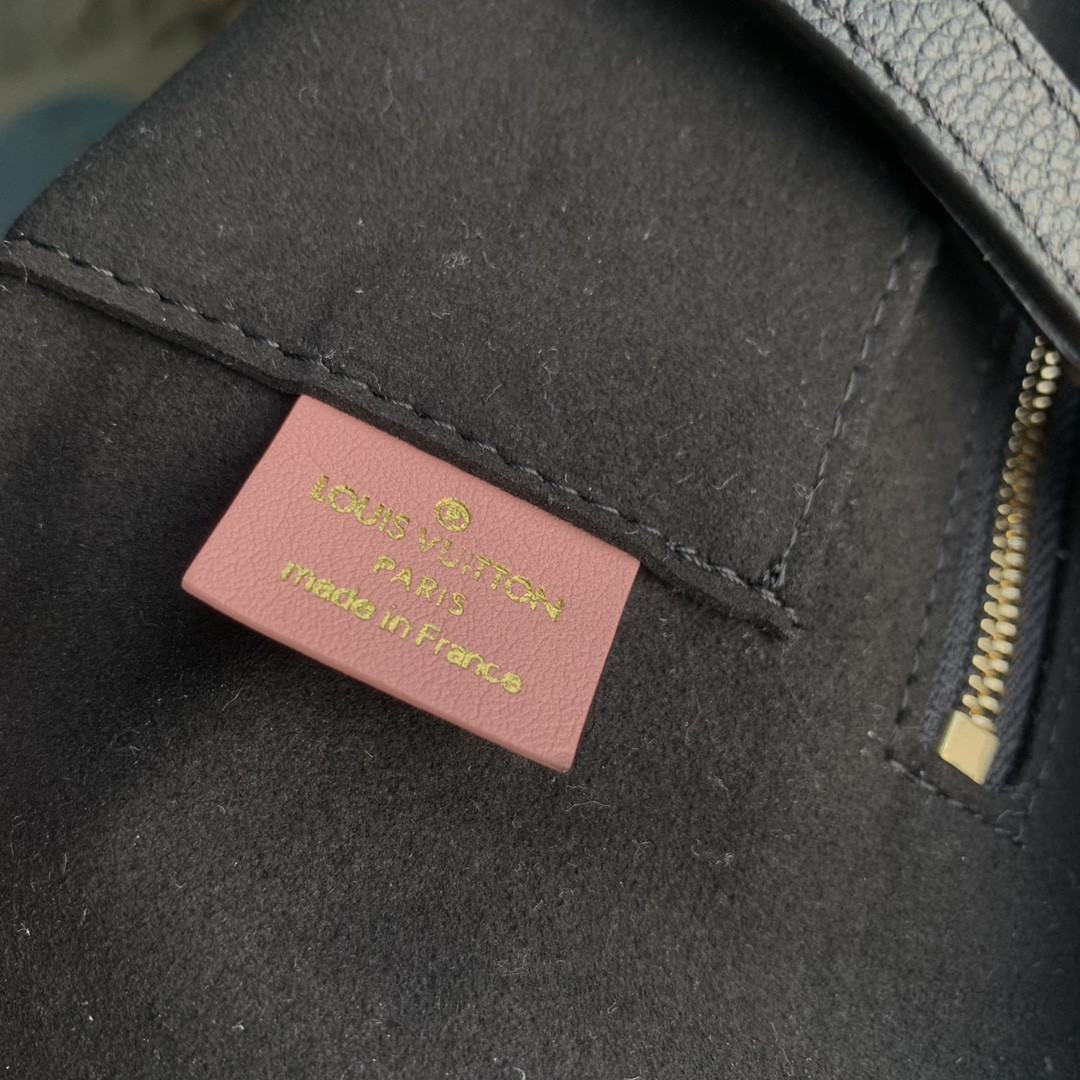 L0vis Vvtt0n Onthego Bag