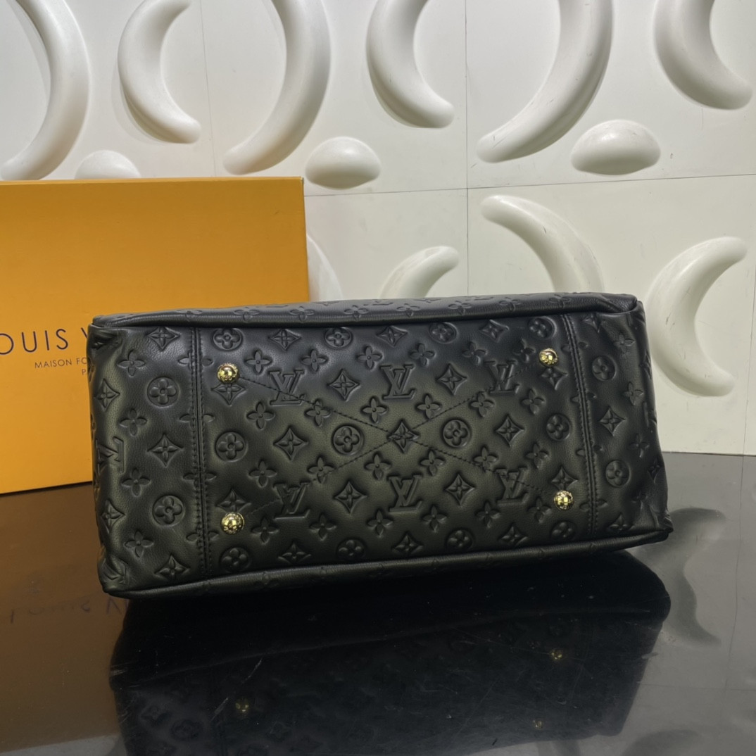 L0vis Vvtt0n Artsy Bag