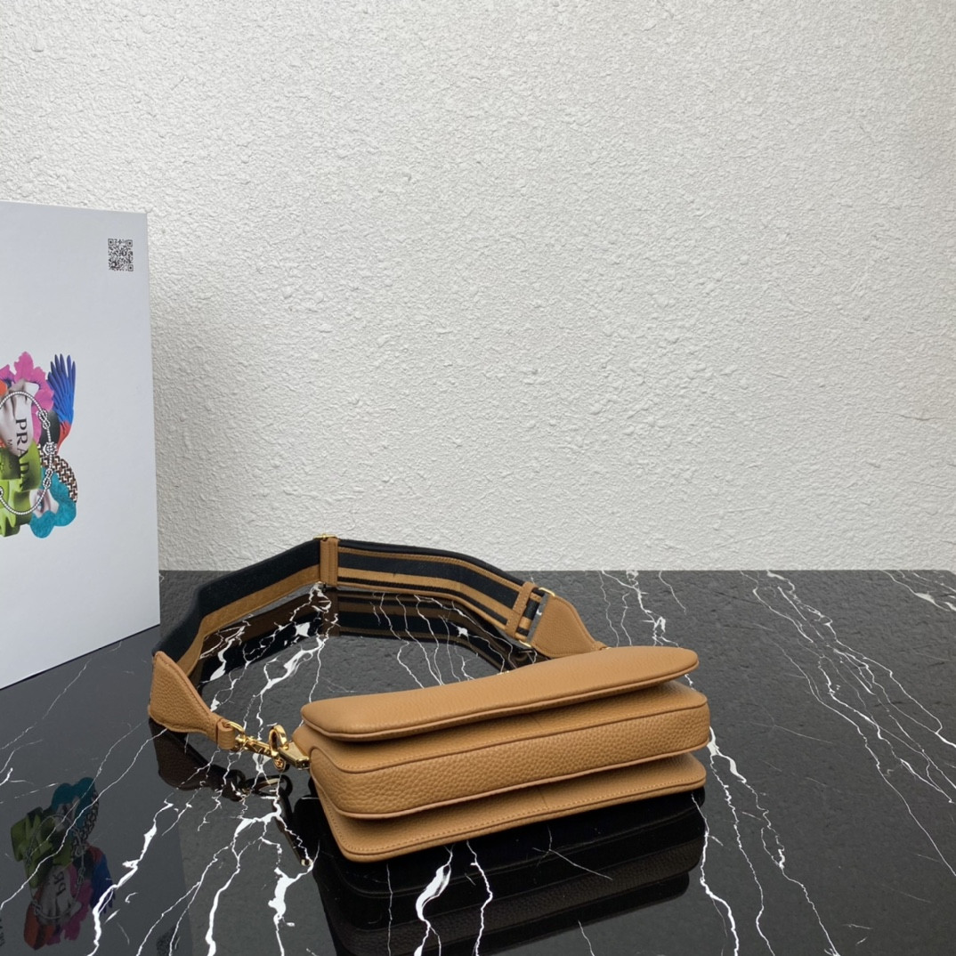 Pra*a Leather Shoulder Bag