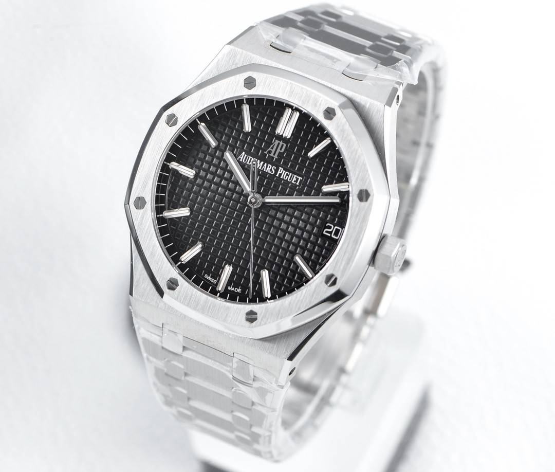 Audemars P1g*et Royal Oak 15500 Series Men