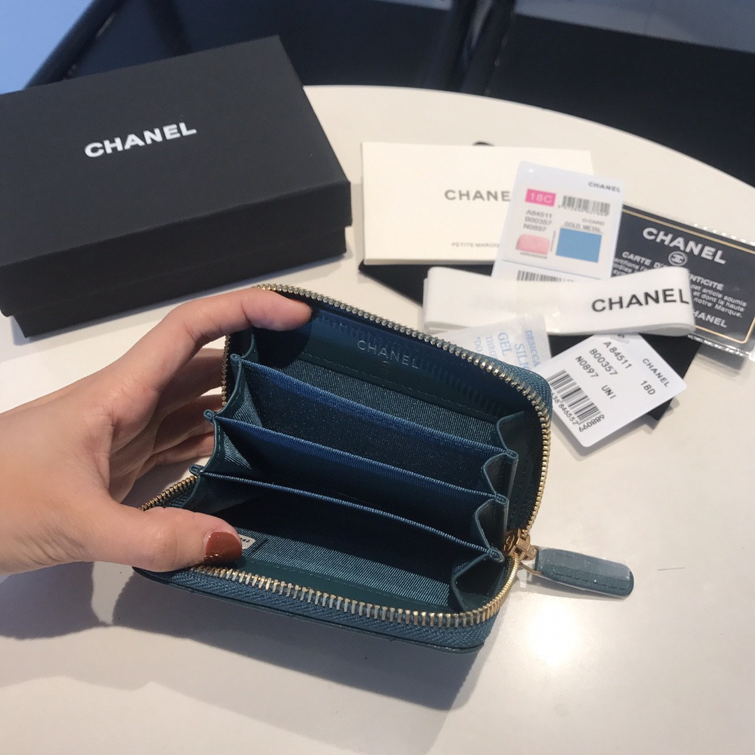 Chanle Zipped Wallet