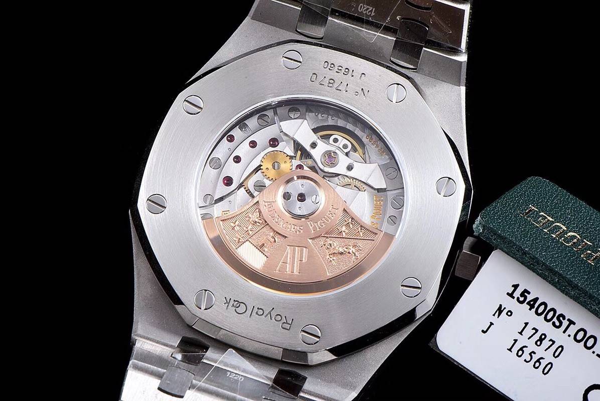 Audemars P1g*et Royal Oak 15400 Series Men