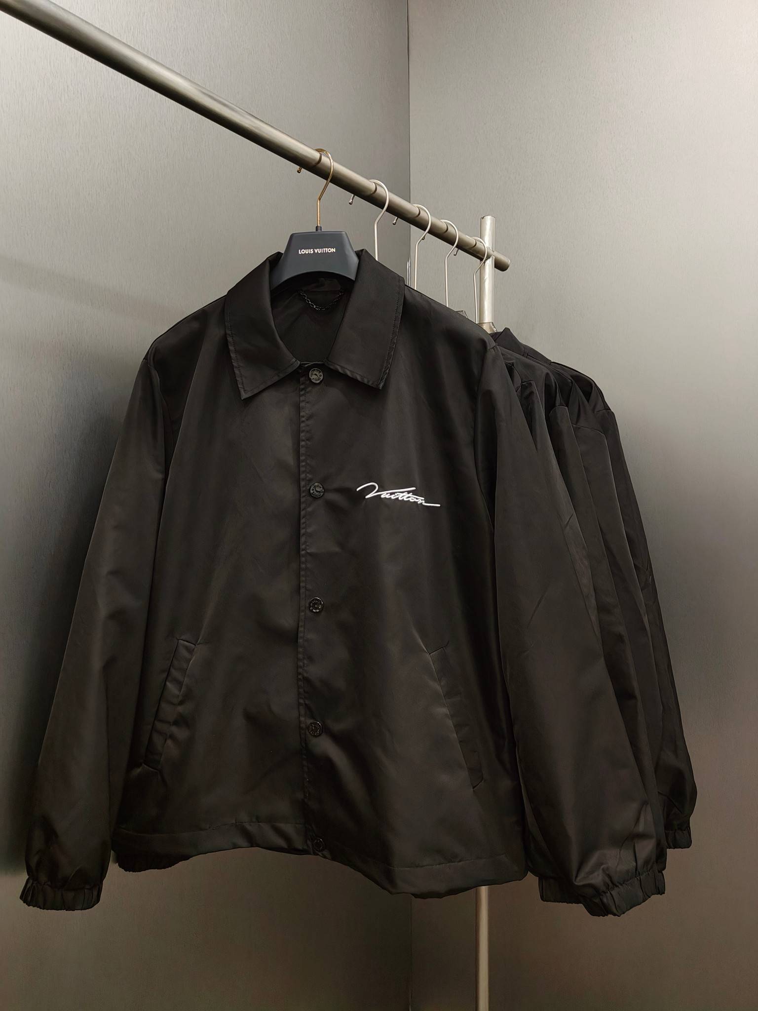 L0vis Vvtt0n coach jacket