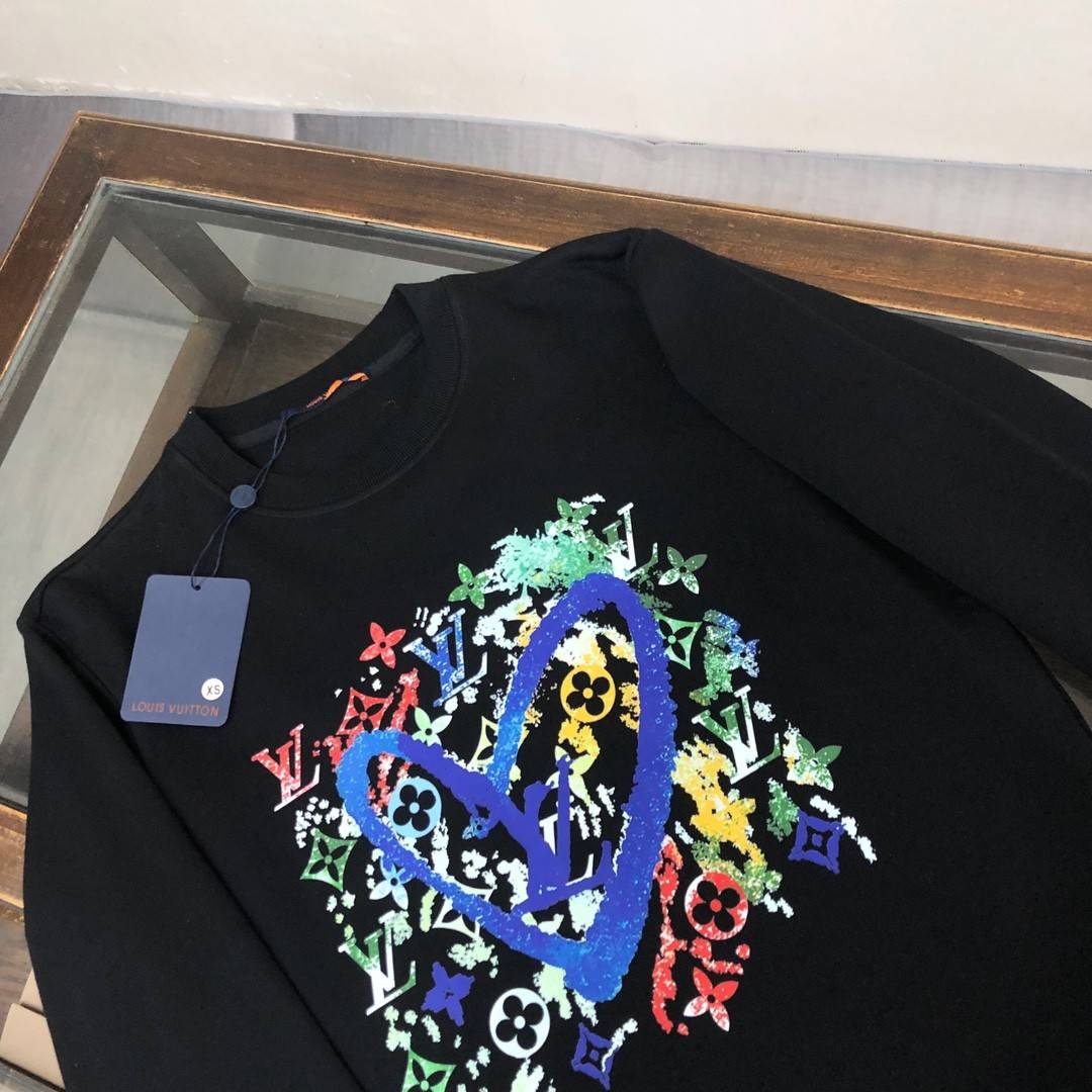 L0vis Vvtt0n 2023 new autumn and winter couples style round neck sweatshirt