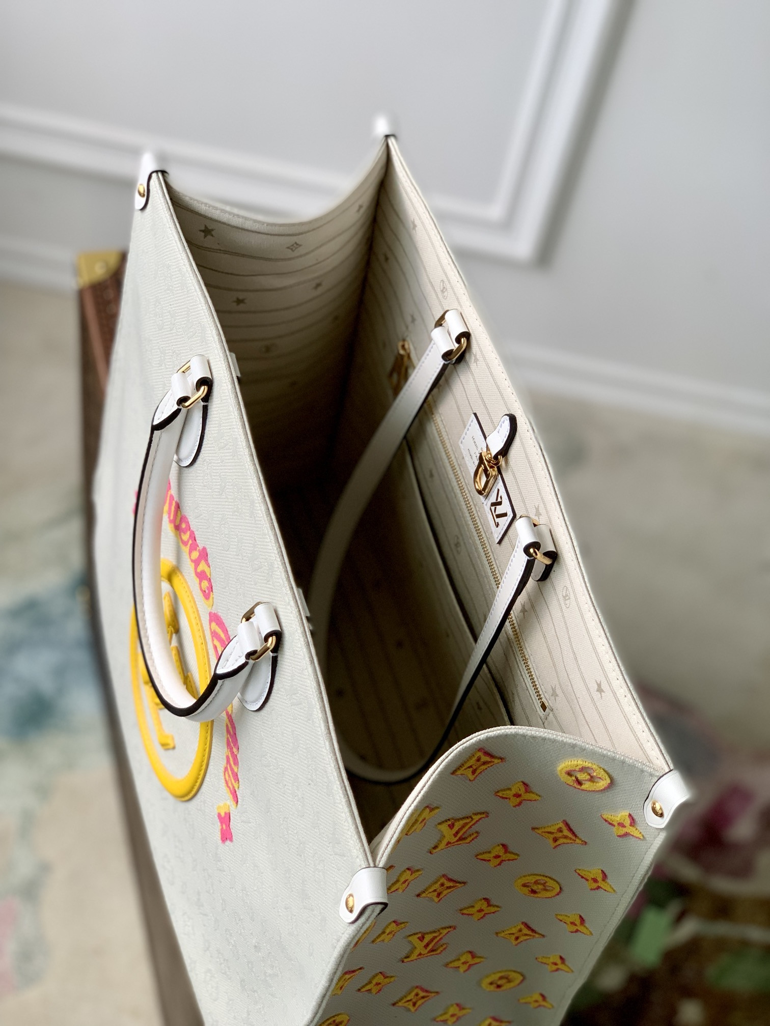 L0vis Vvtt0n Onthego Bag