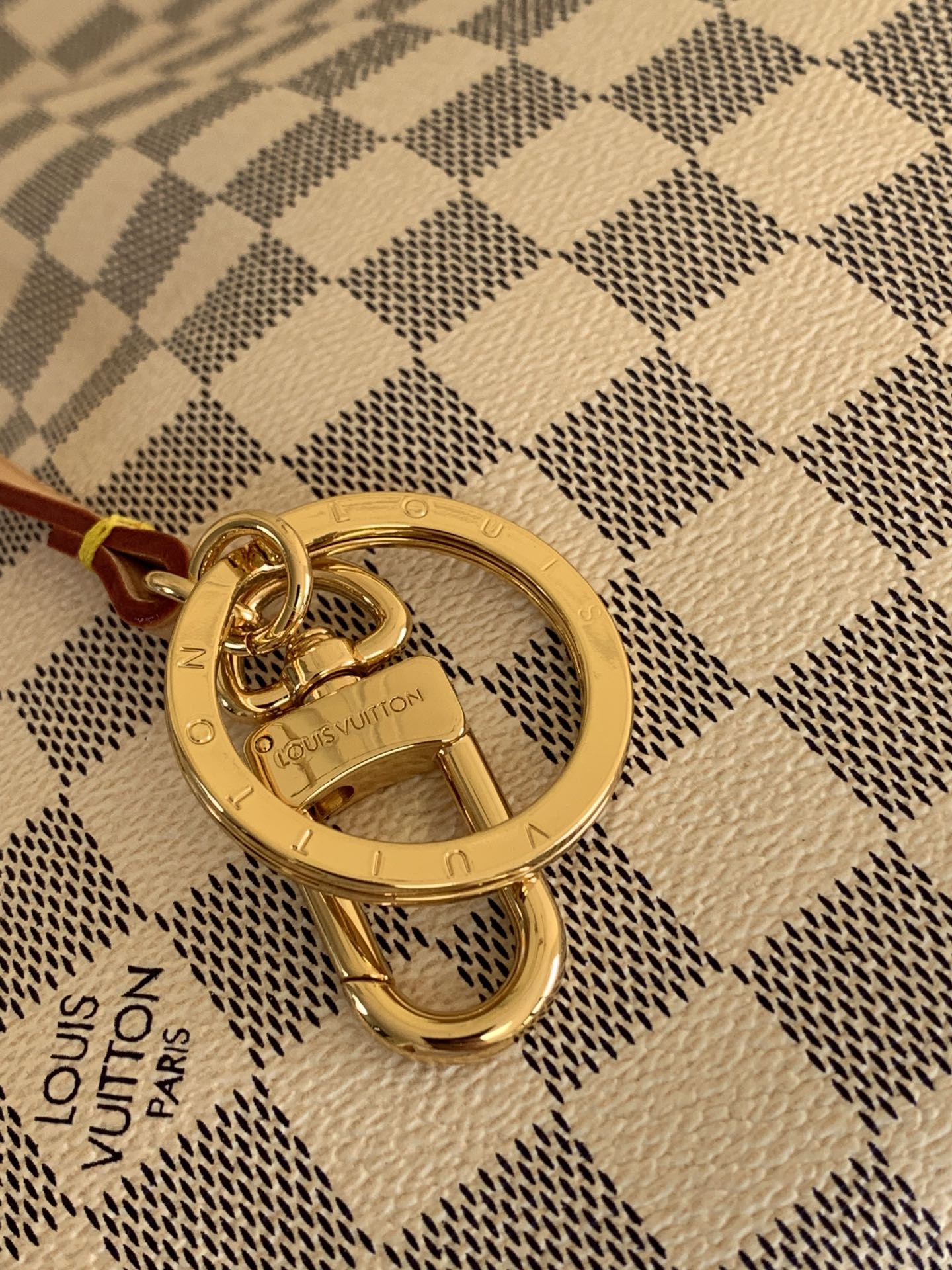 L0vis Vvtt0n Artsy Bag