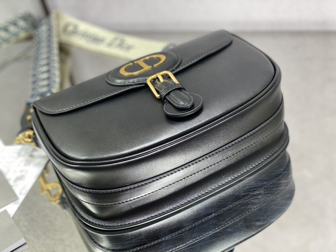 Large D10r Bobby Bag