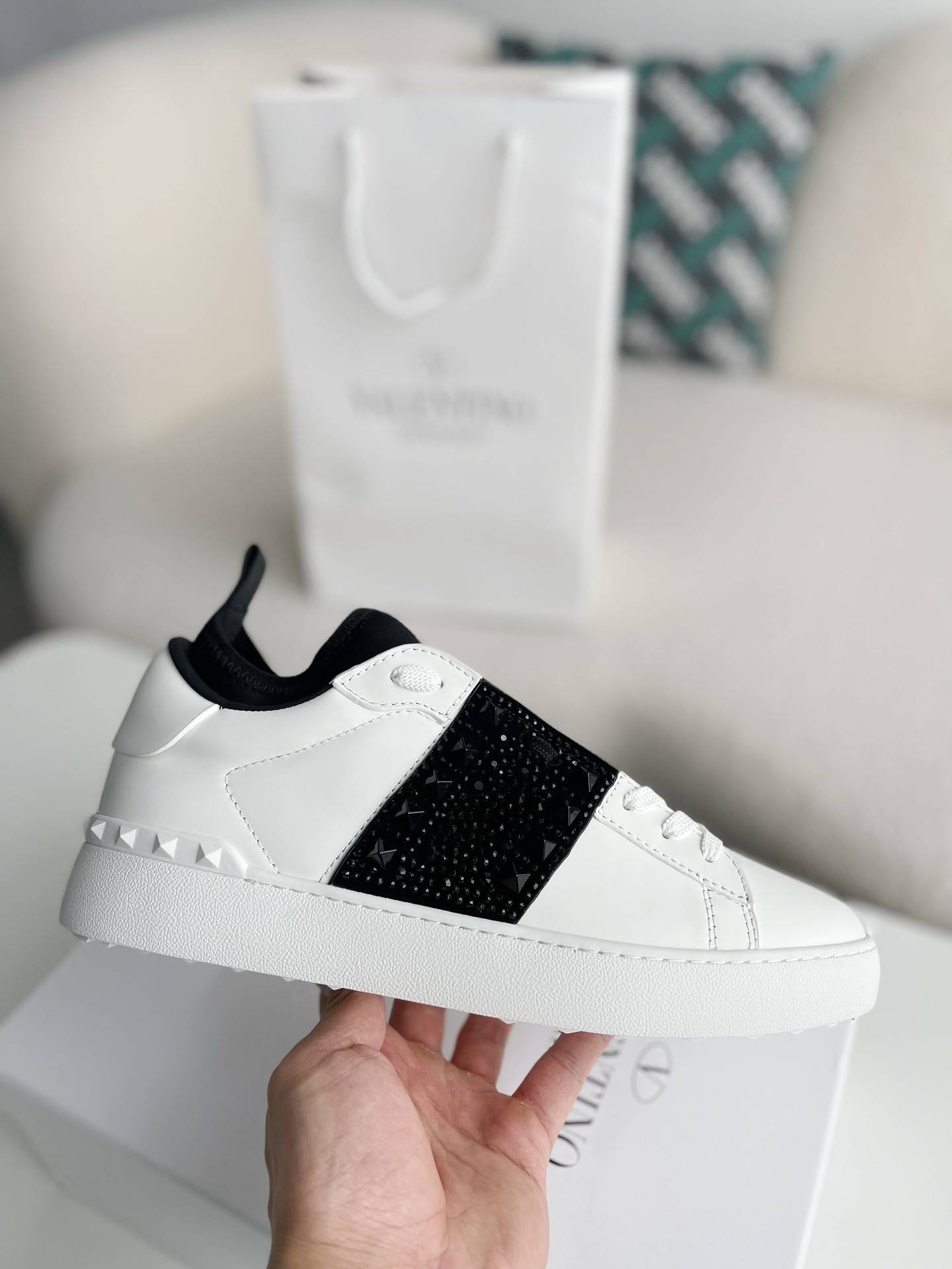 Va1e*ntin0 One Stud Sneakers