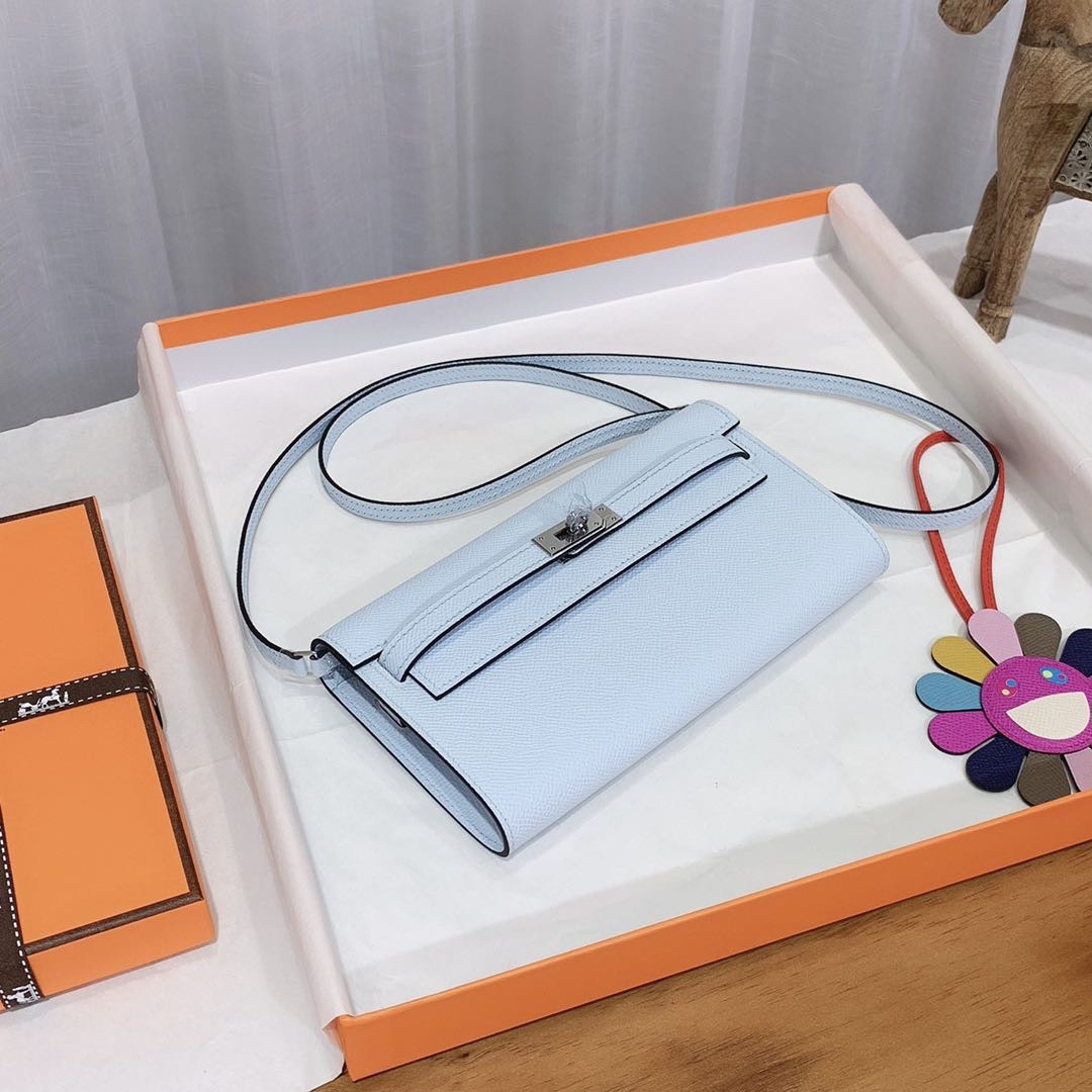 Kelly Classique To Go