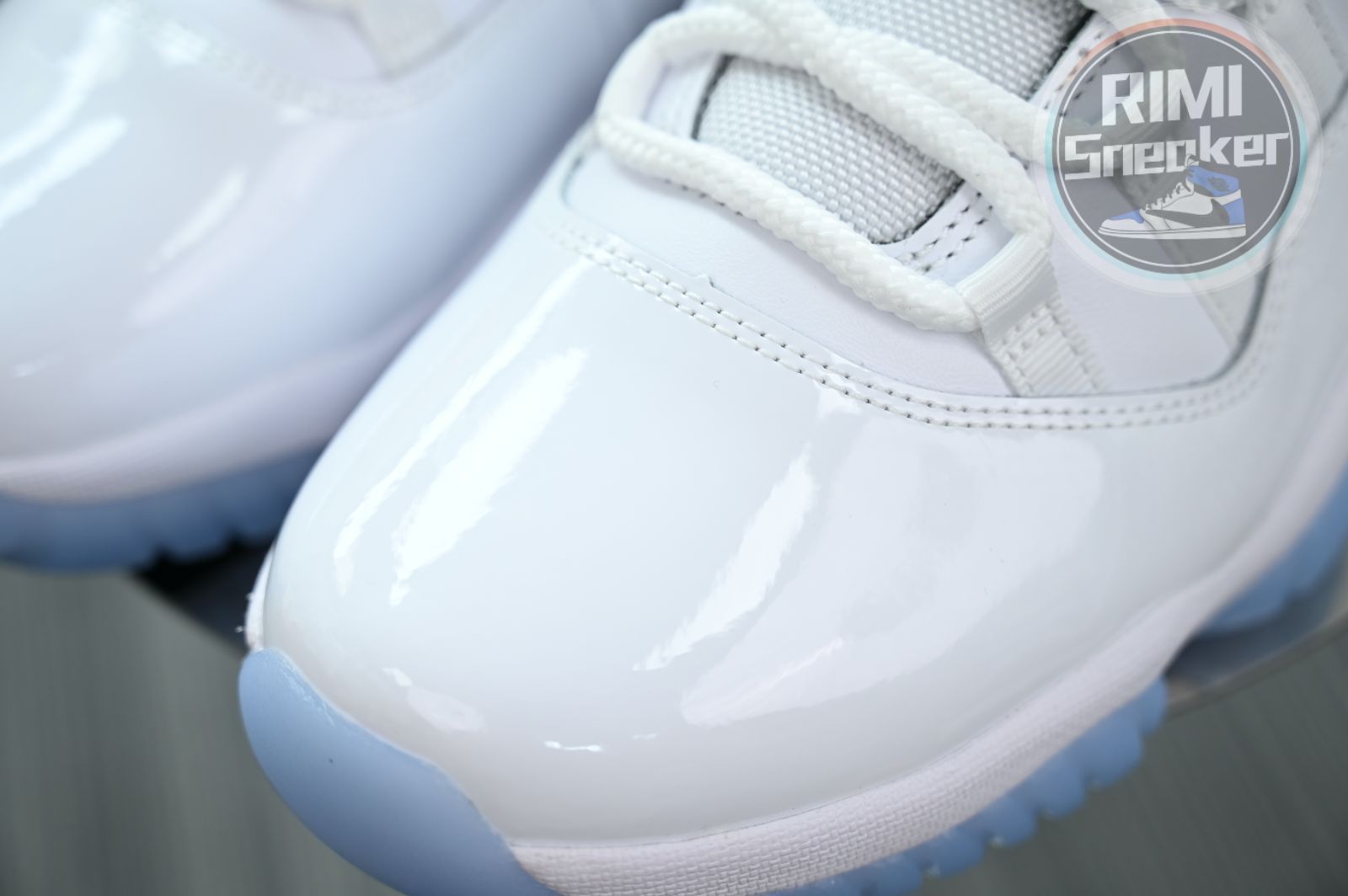 Jordan Air Jordan 11“Legend Blue”  2024  CT8012-104