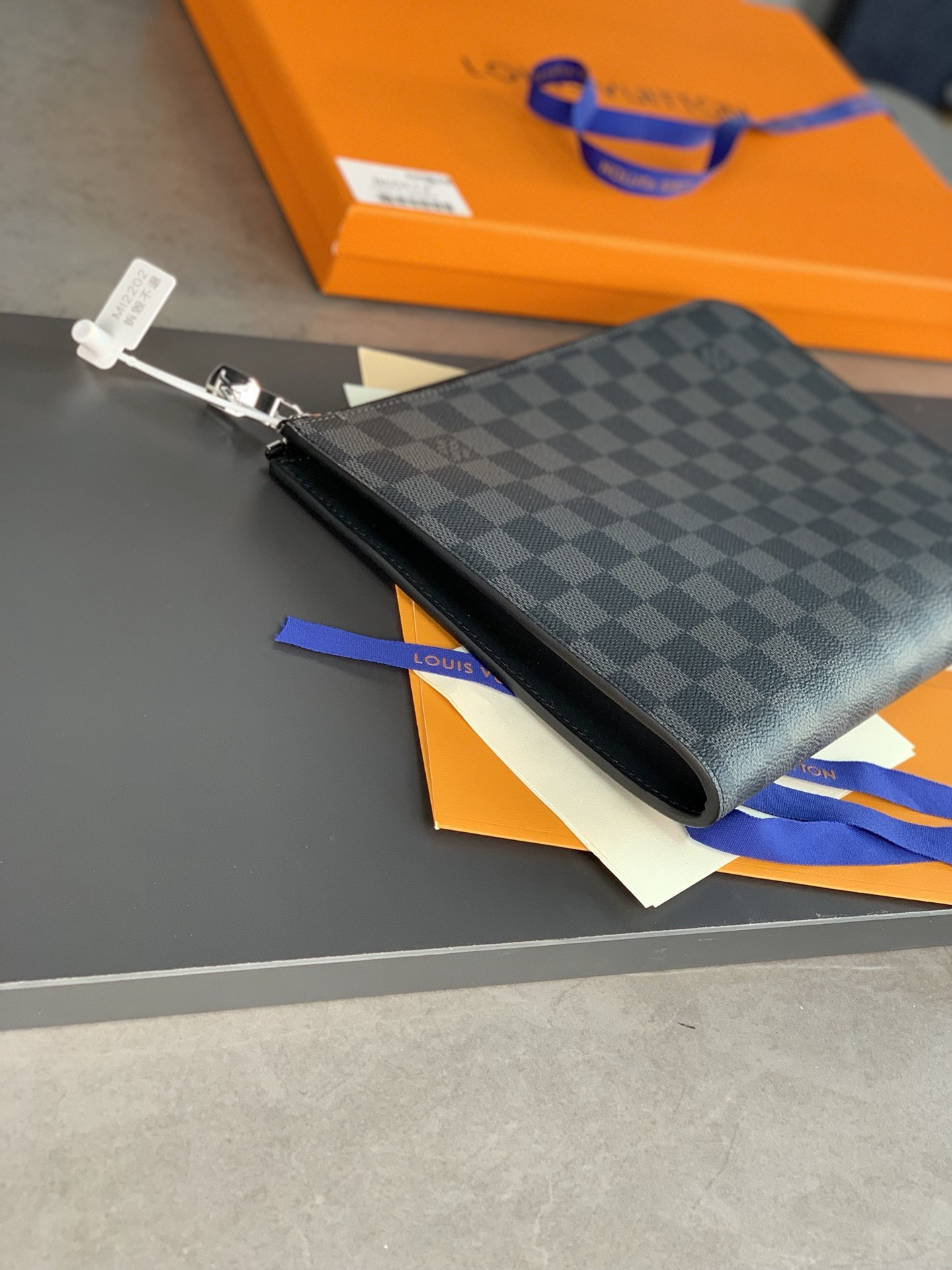 L0vis Vvtt0n Pochette Jour Bag