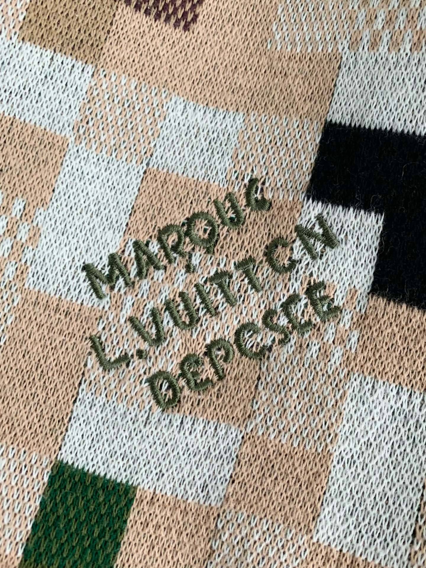 L0vis Vvtt0n Clothes