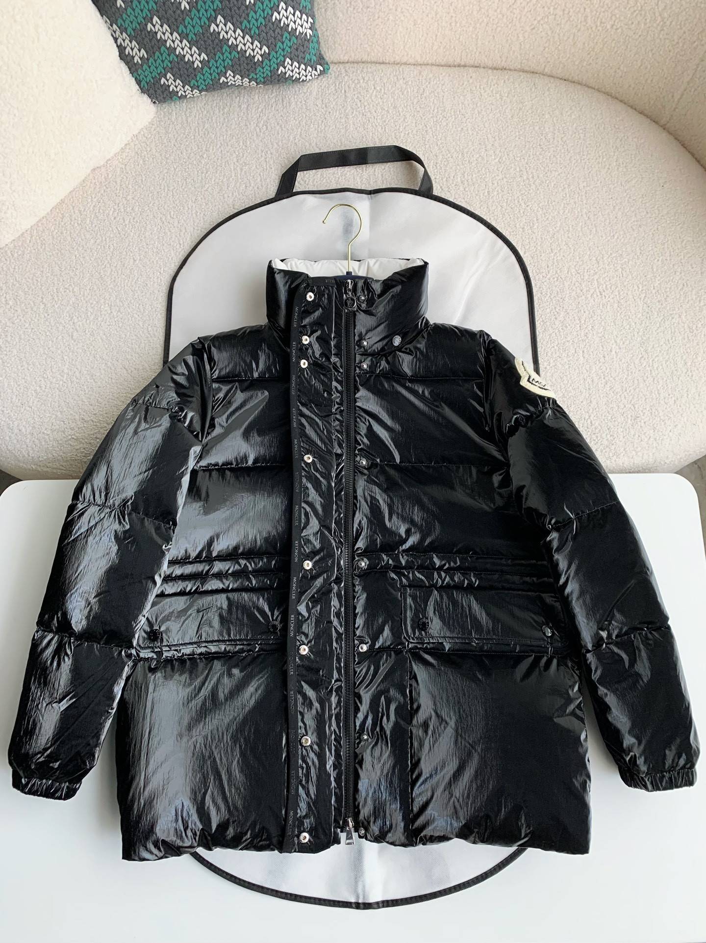 Moncler Short  men's down jacket