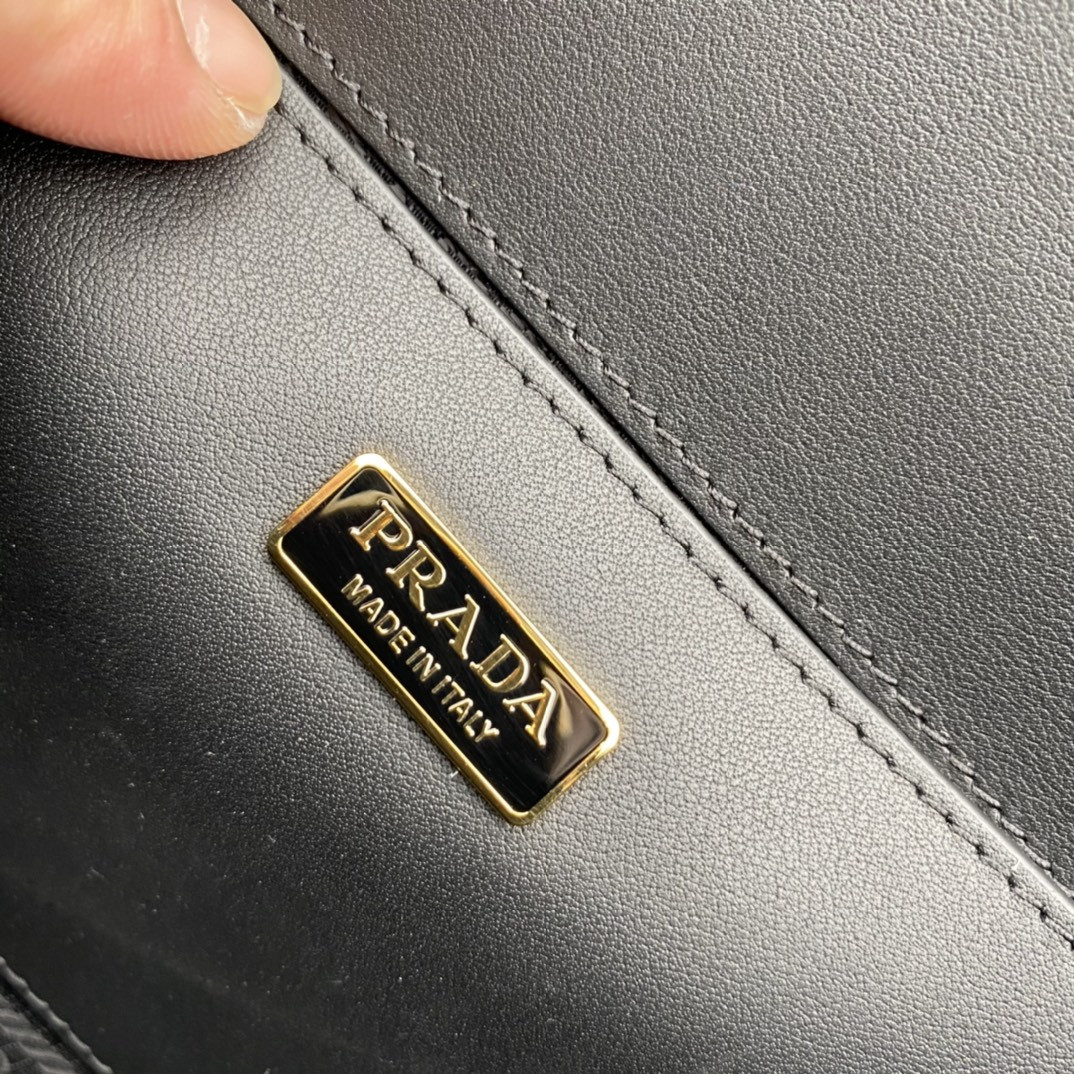 Pra*a Emblème Saffiano Shoulder Bag