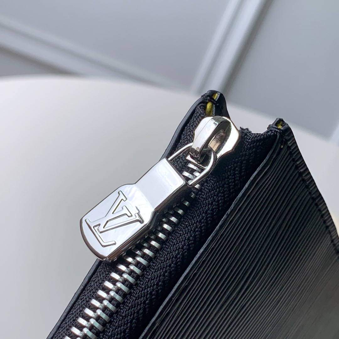 L0vis Vvtt0n Pochette Jour Bag