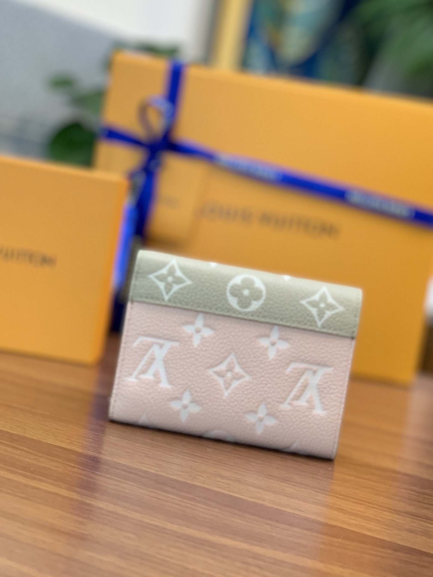 L0vis Vvtt0n Victorine Bag