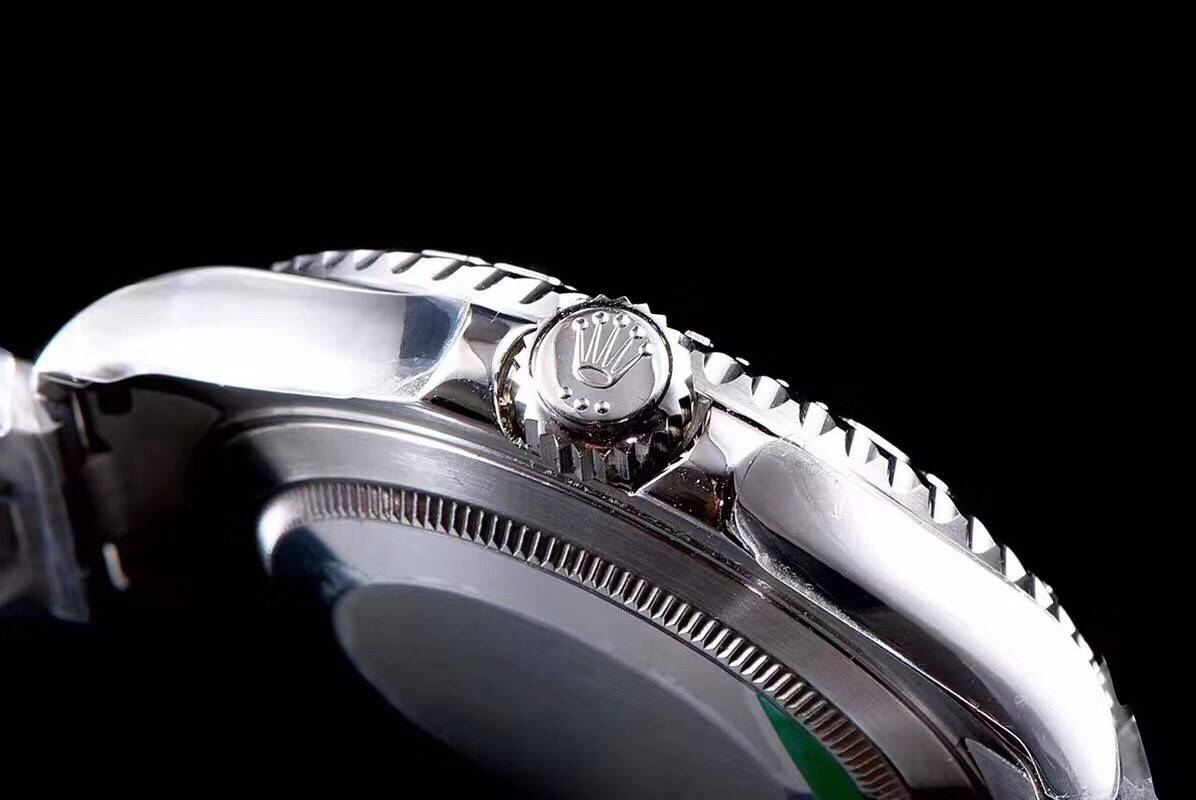 R01ex YM Yacht Series Men