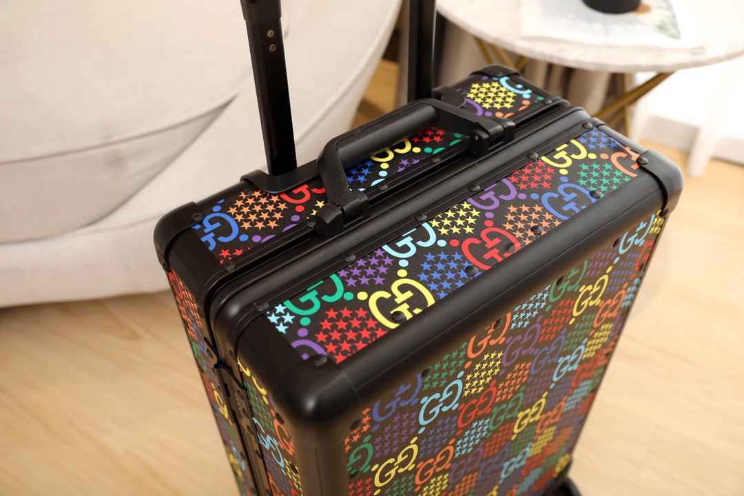 Gvc*1 Luggage/Vintage Trolley Case Classic Flower Pattern Aluminum Frame Size: 20 inches