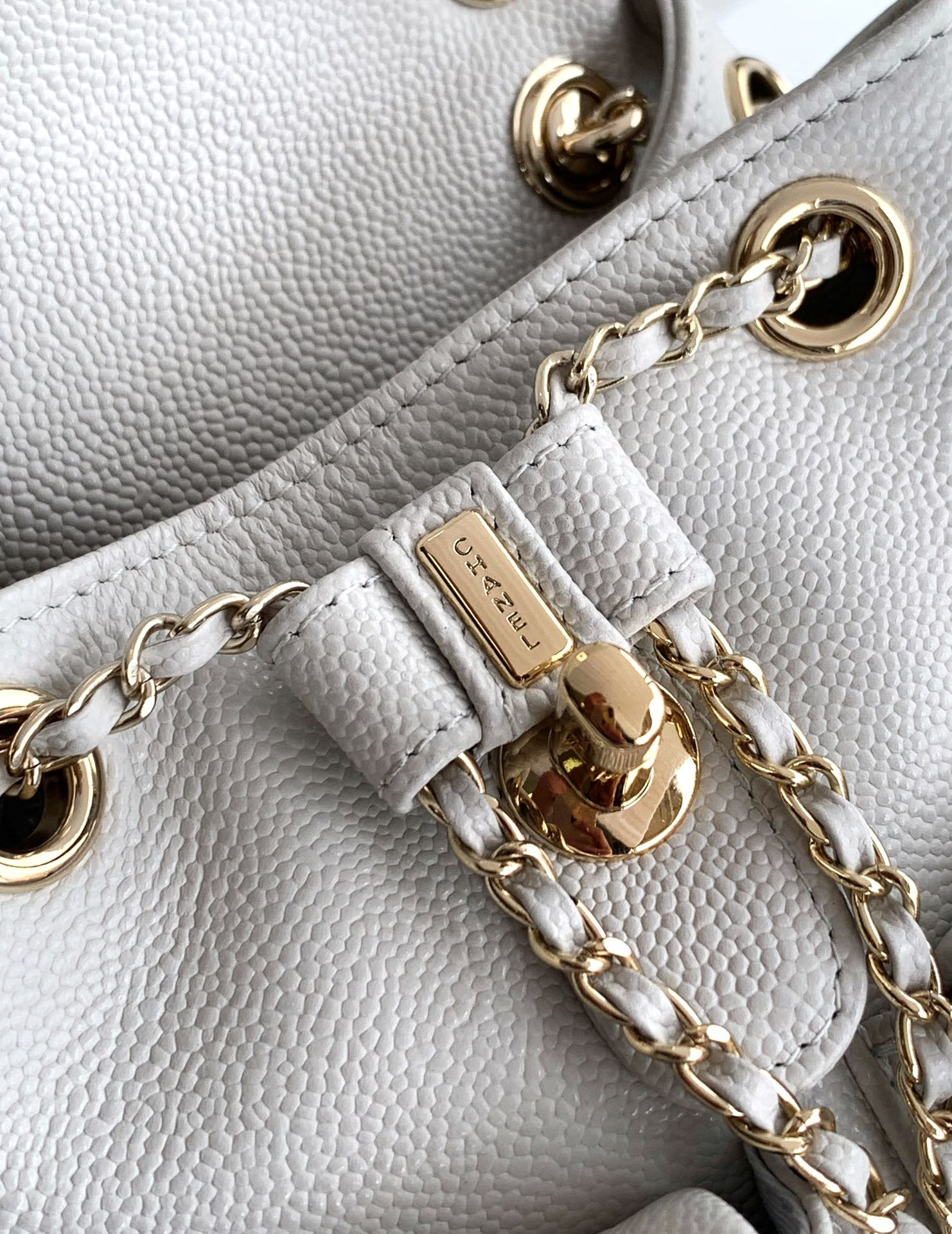 Ch**el 25s Duma Bakpack