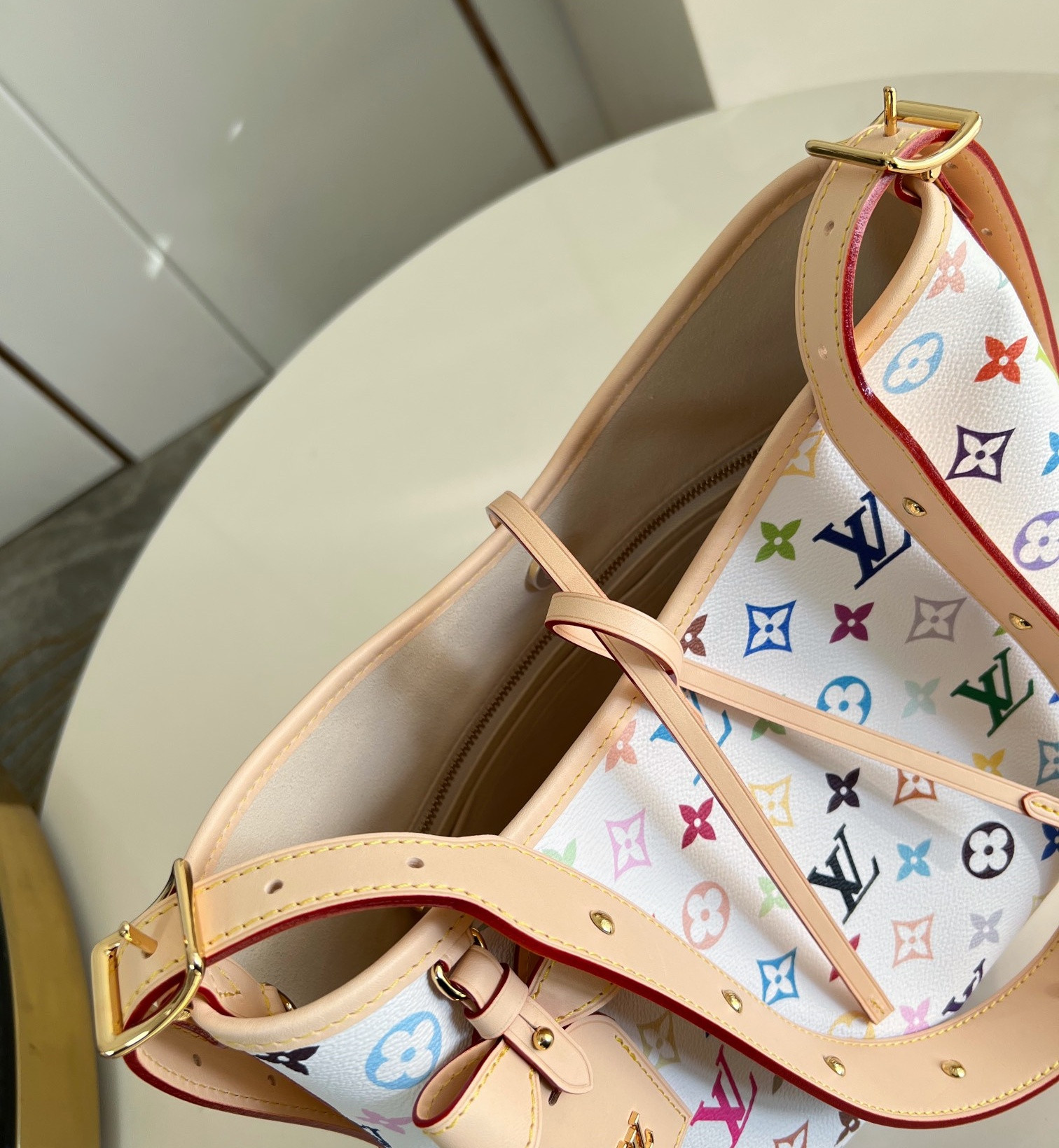 L0vis Vvtt0n 2025 Carryall Bag