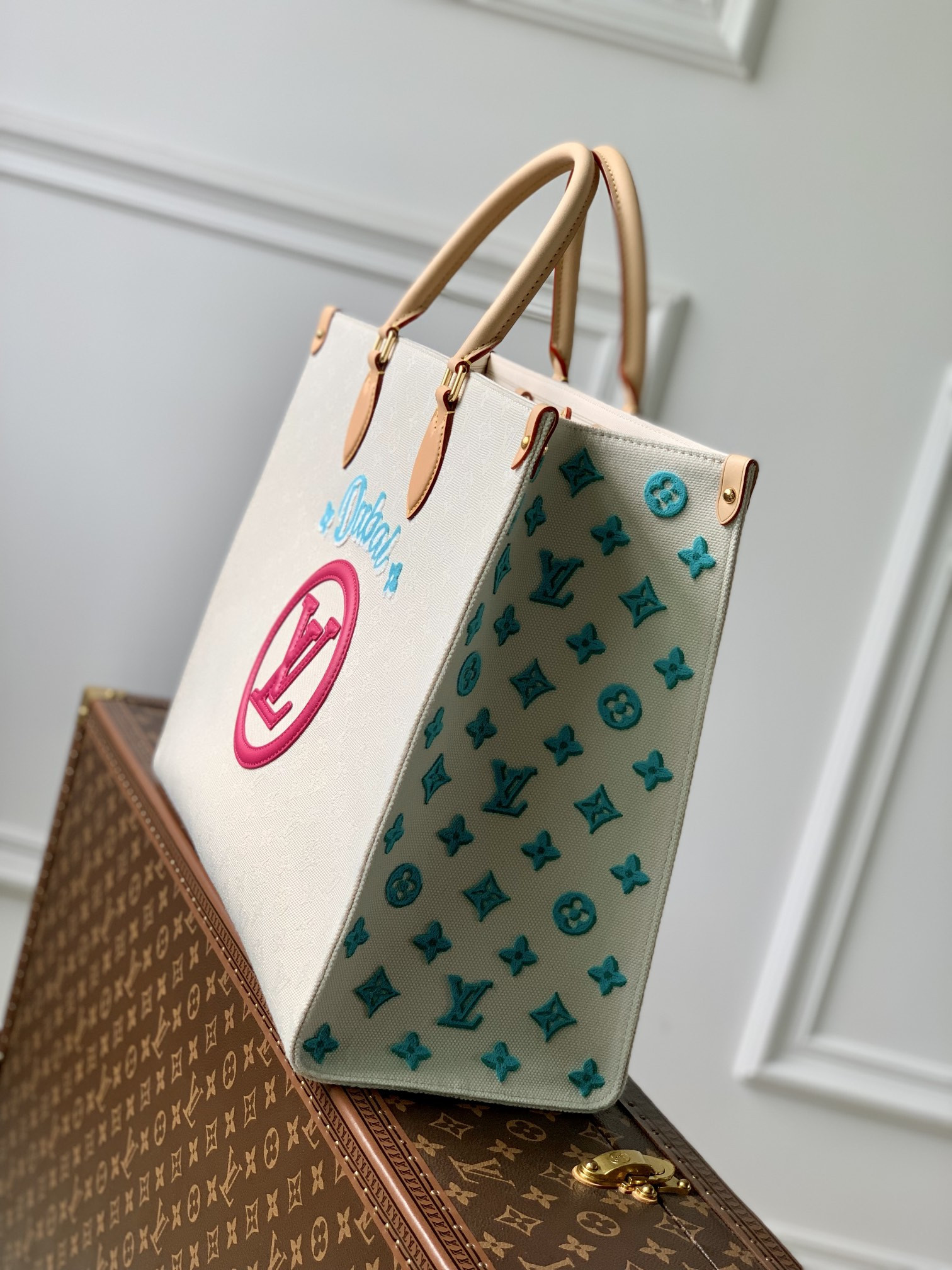 L0vis Vvtt0n Onthego Bag