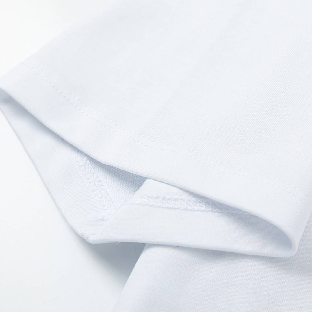 L0vis Vvtt0n 23SS year of the Rabbit series printed t-shirts