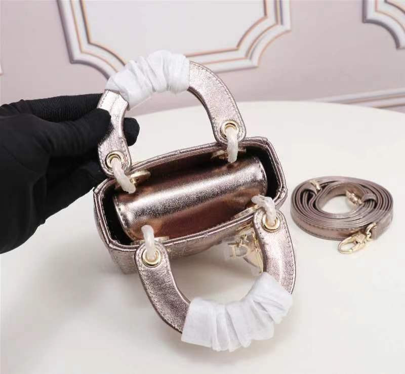 Lady D10r Micro Bag