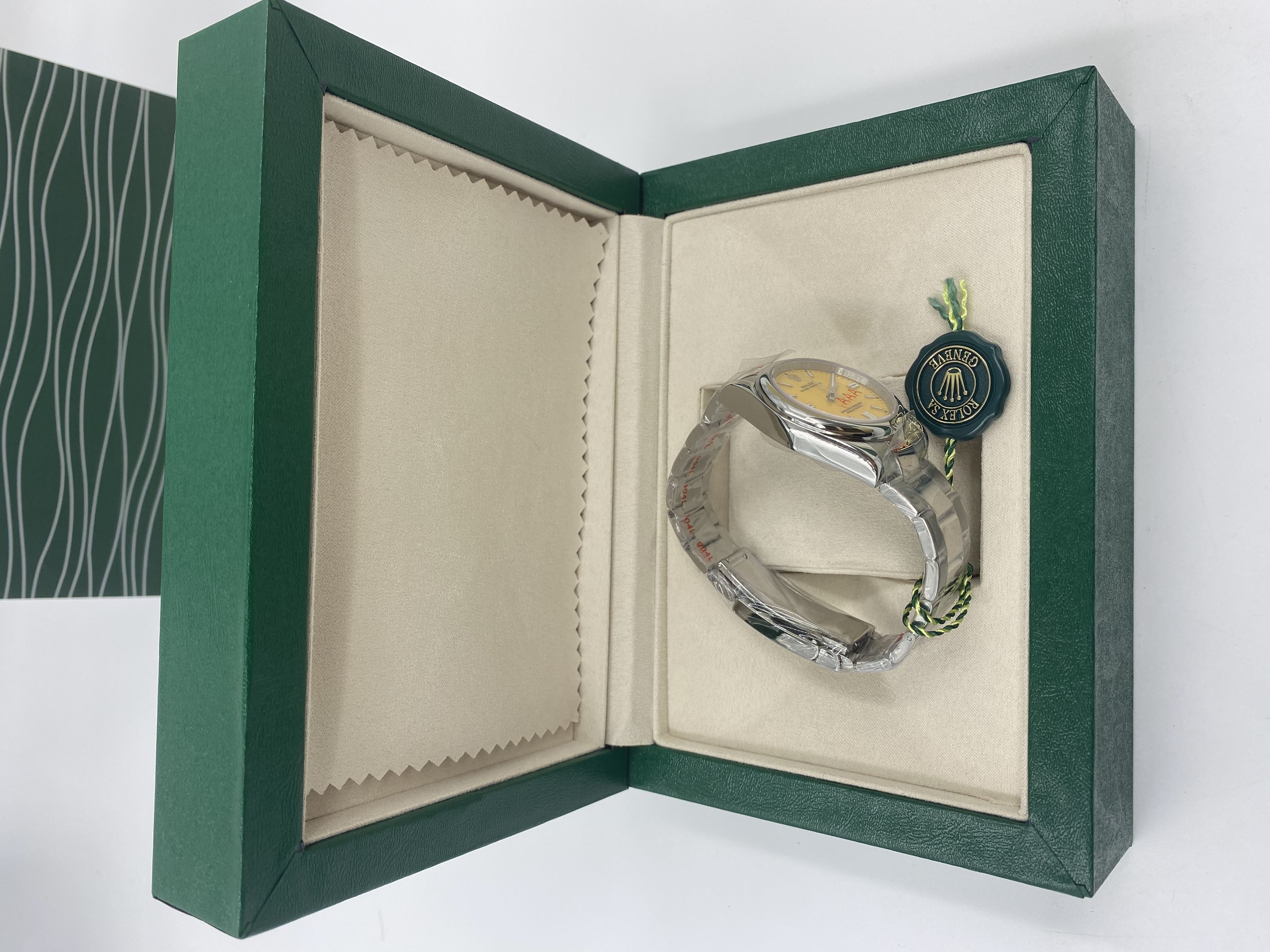 R01ex Oyster Perpetual 41 series watches