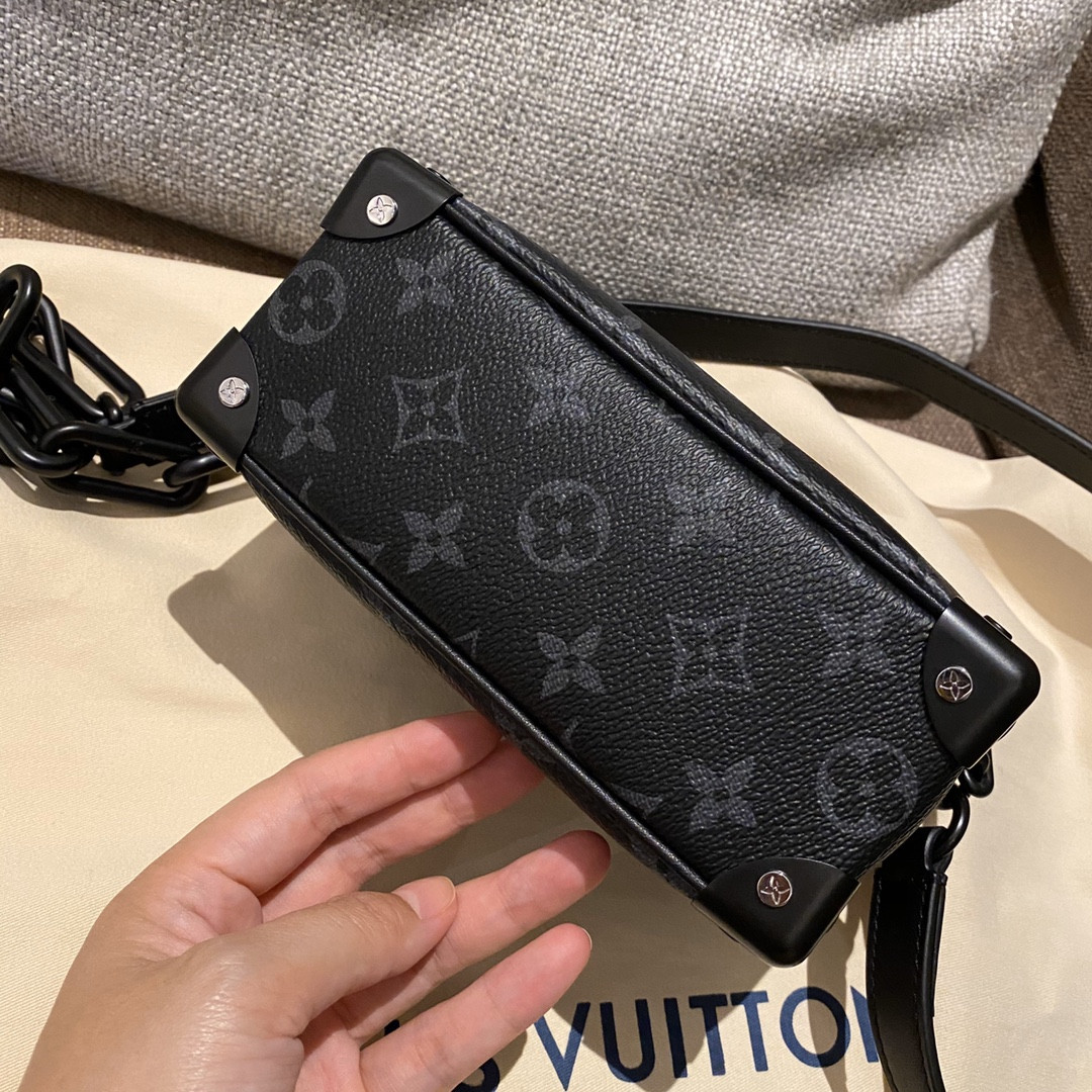 Lv Soft Trunk