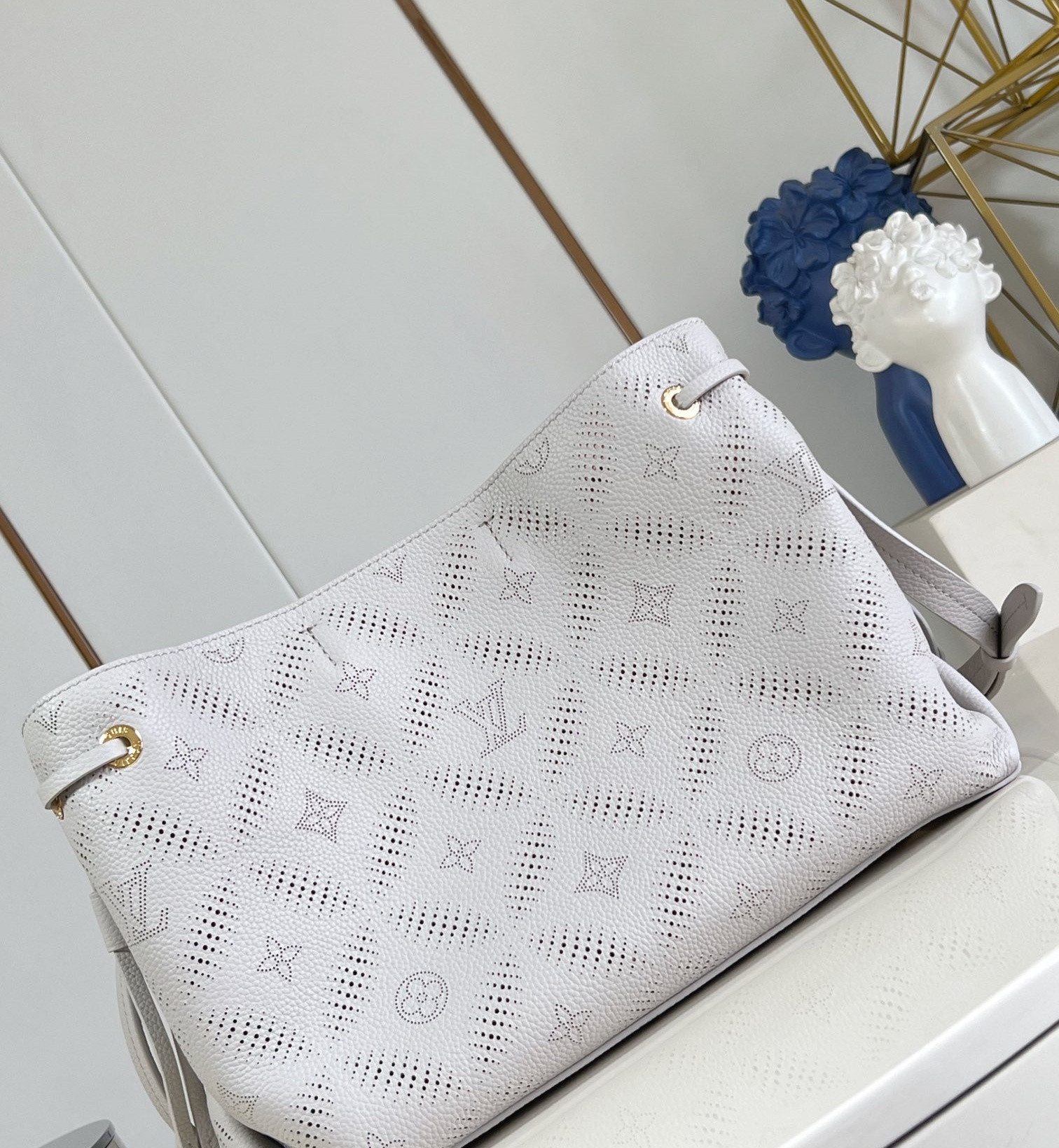 L0vis Vvtt0n Bella Tote Handbag