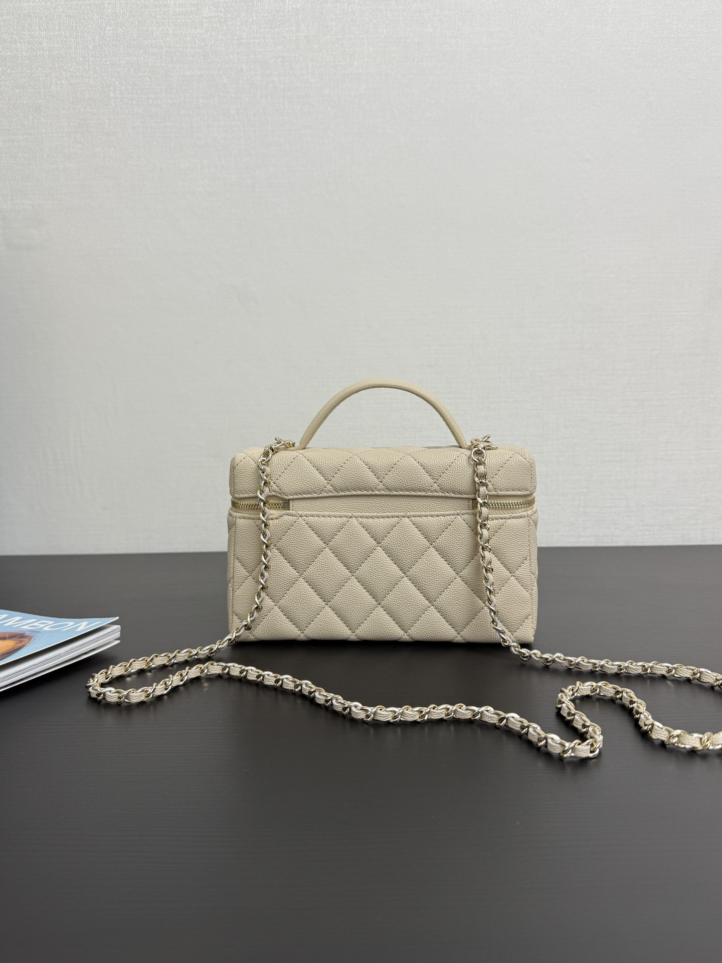 Ch**el 25c Lp Bag 19cm