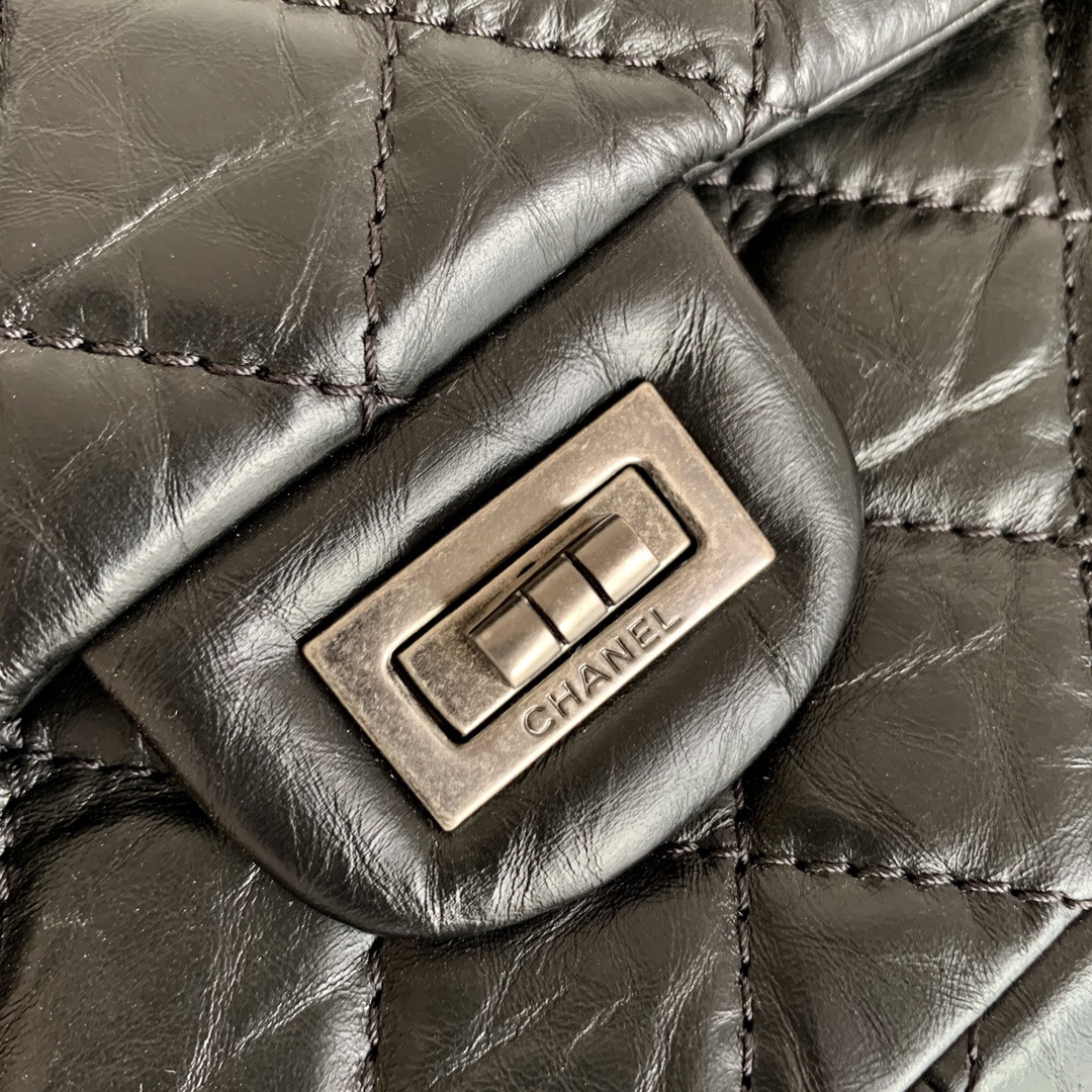 Chanle Reissue 2.55 Handbag