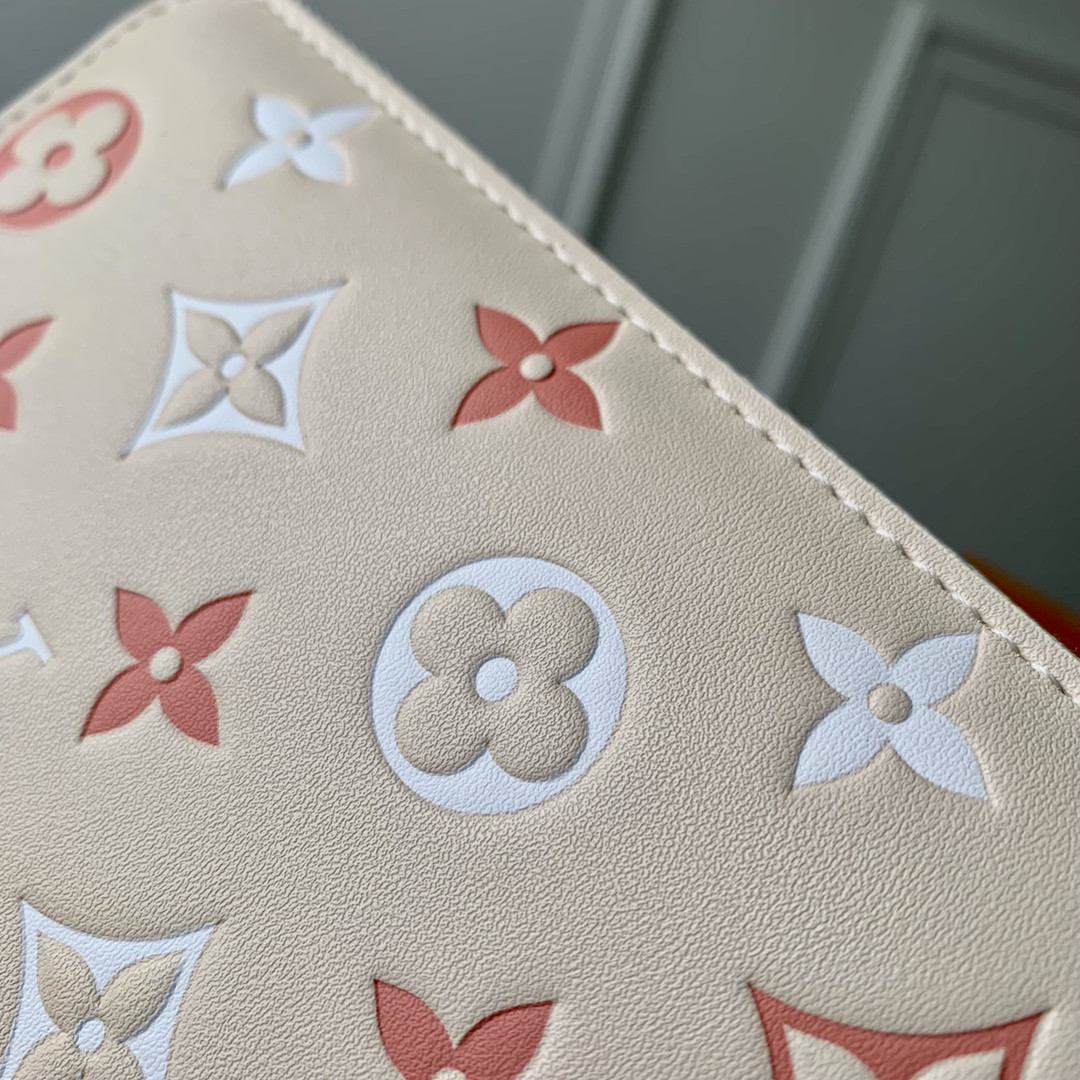 L0vis Vvtt0n Zippy Bag