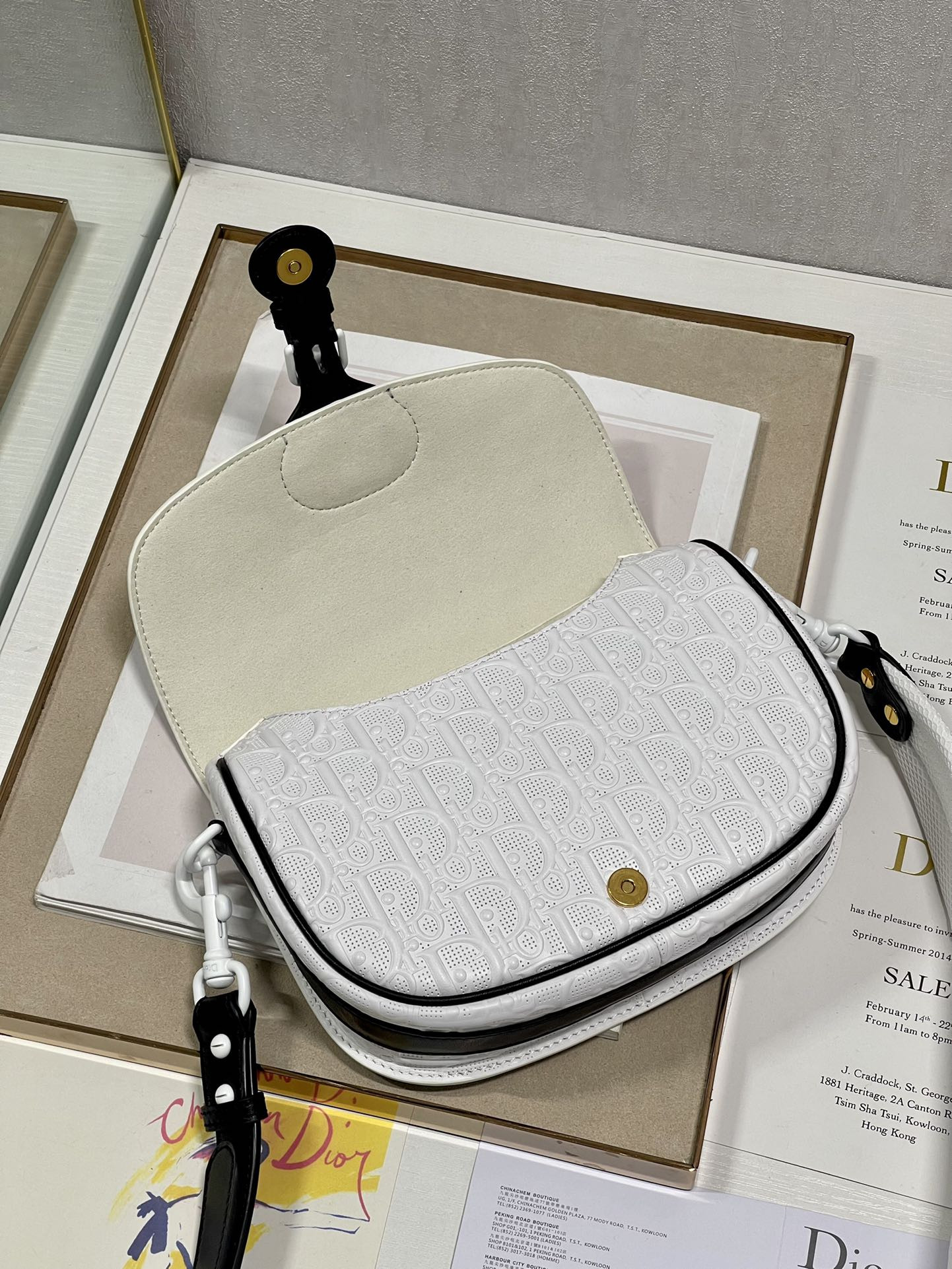 Medium D10r Bobby Bag