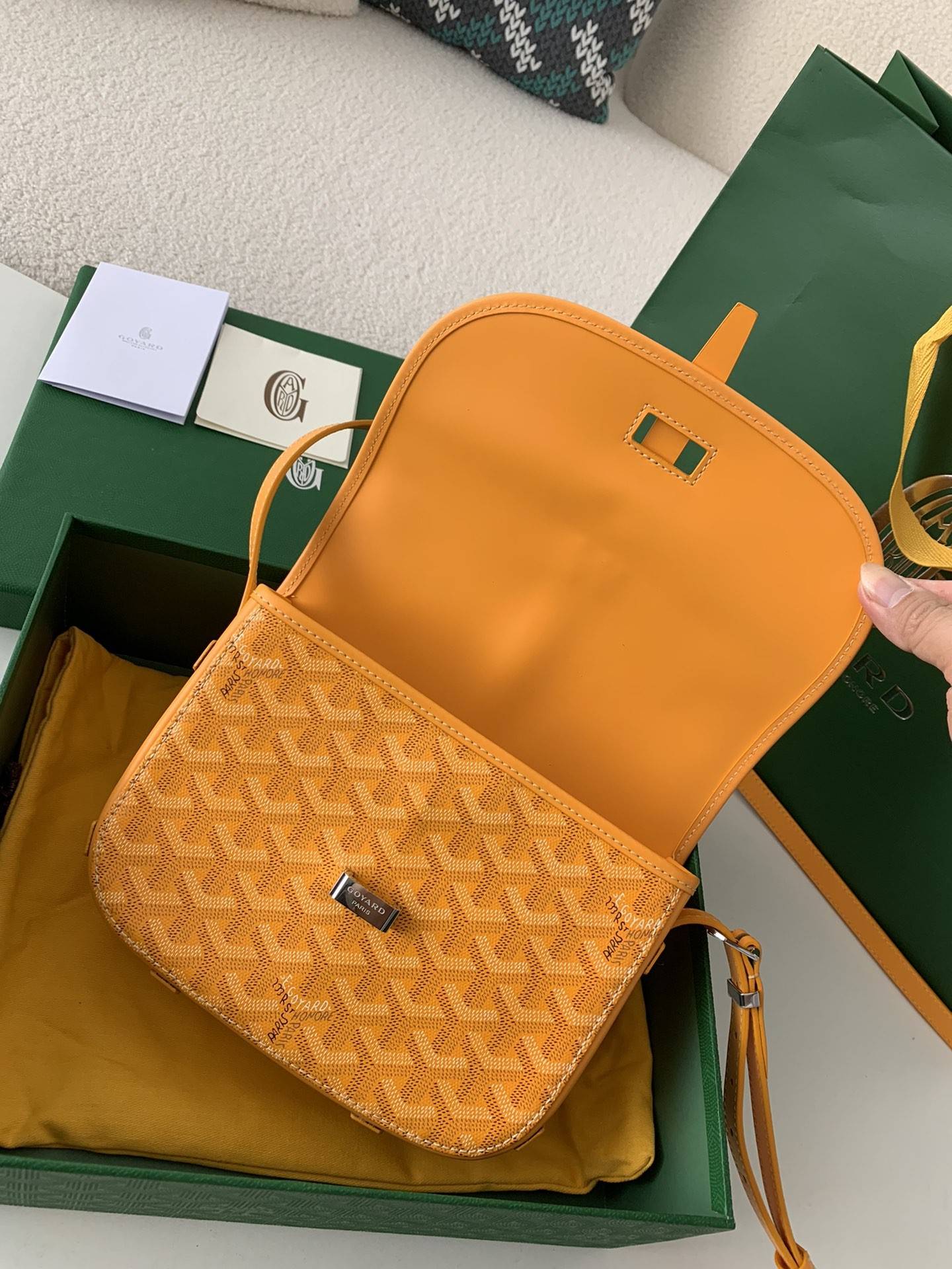 G09ard BeL*Védère bag Top Quality  Size:21.5*16*6cm