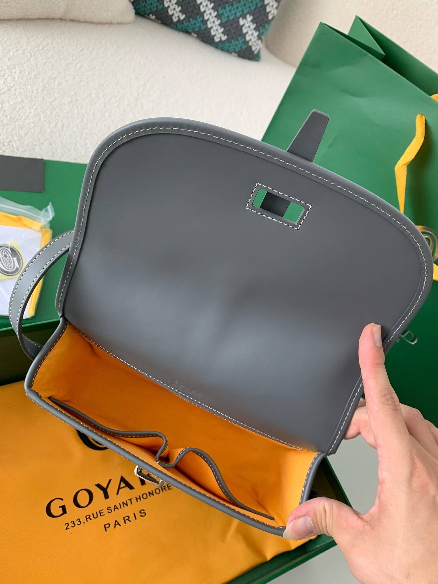 G09ard BeL*Védère bag Top Quality  Size:21.5*16*6cm