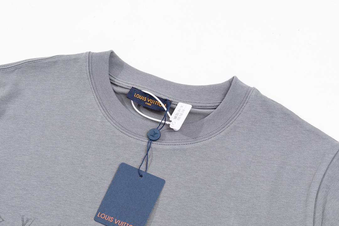 L0vis Vvtt0n 230,000 new T-shirts for spring and summer