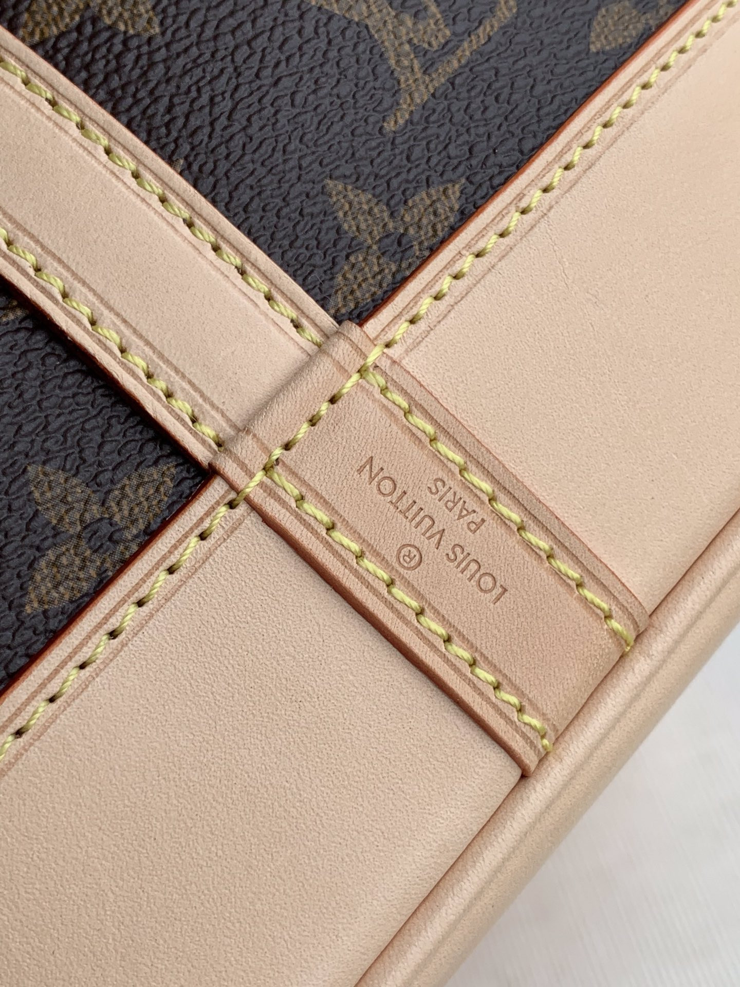 L0vis Vvtt0n Noe Bb Bag