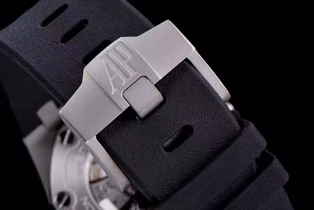 Audemars P1g*et Classic Chronograph Men