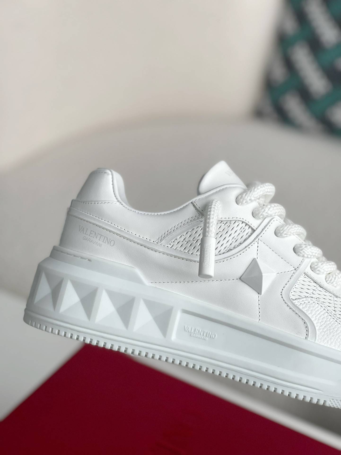 Va1e*ntin0 One Stud Sneakers