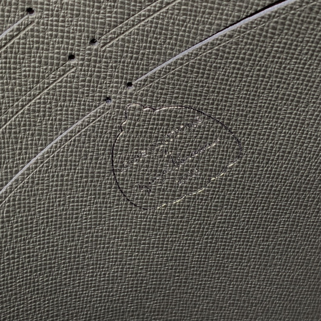 L0vis Vvtt0n Pochette Voyage Bag