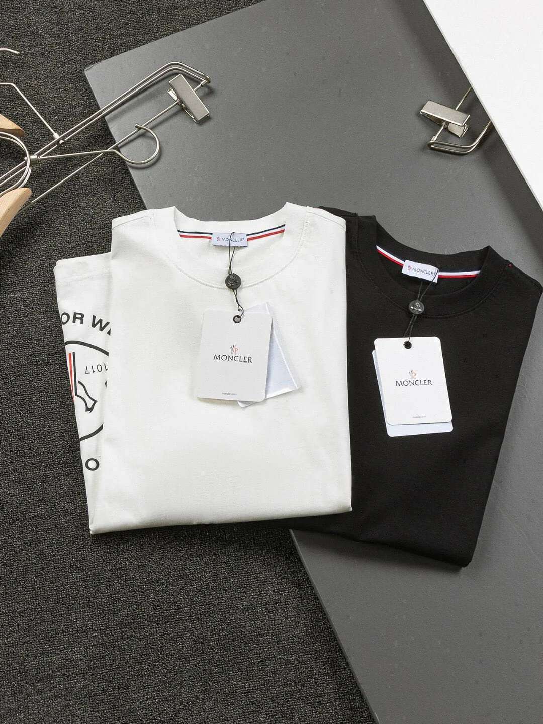 Classic Pattern Print T Shirt