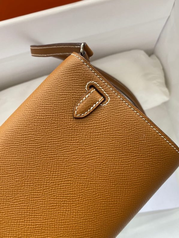 Kelly Classique To Go