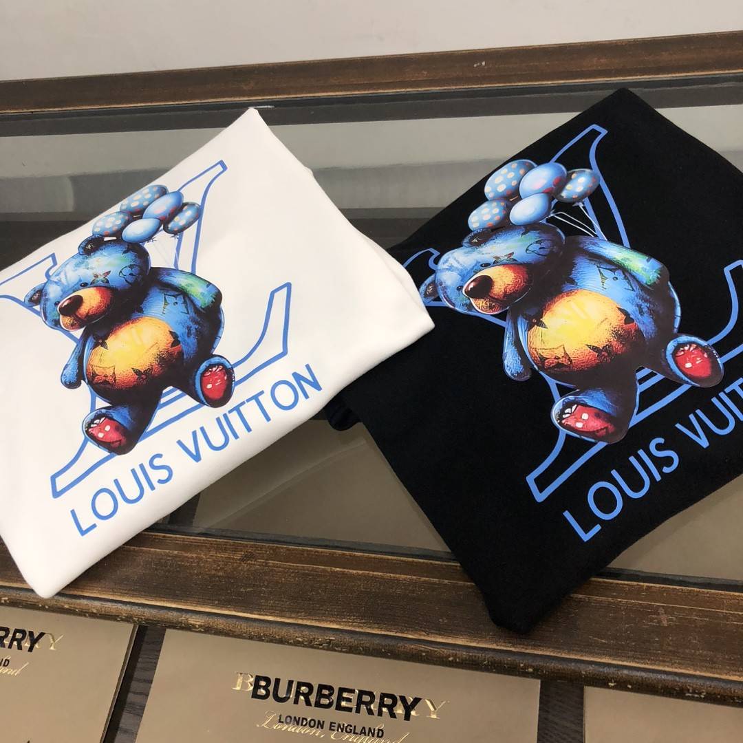 L0vis Vvtt0n 2023 new autumn and winter couples style round neck sweatshirt