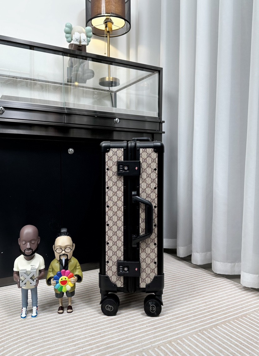 Gvc*1 Luggage/Trolley Case Vintage Size 20 Inch